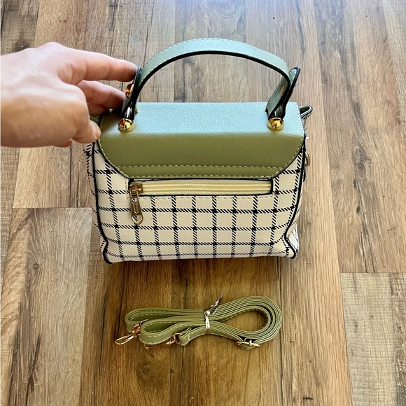 Plaid Pattern Handbag - Picture 3 of 3